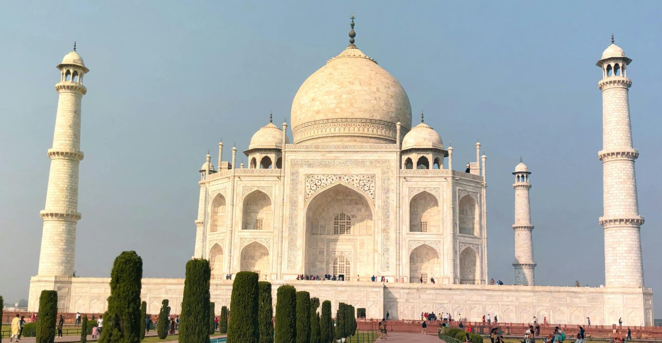 The Taj Mahal: An Epitome of Eternal Love ❤️🕌✨